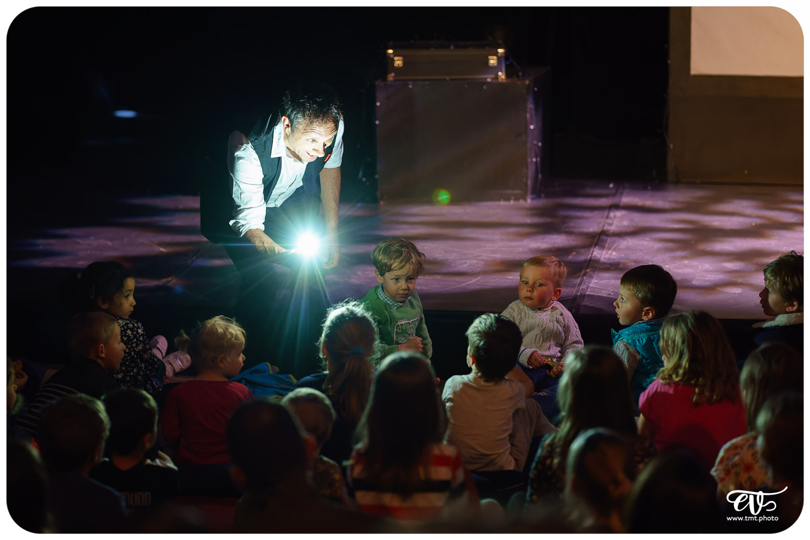 LE CIRQUE DES ÉTOILES (COMME UNE ÉTINCELLE)